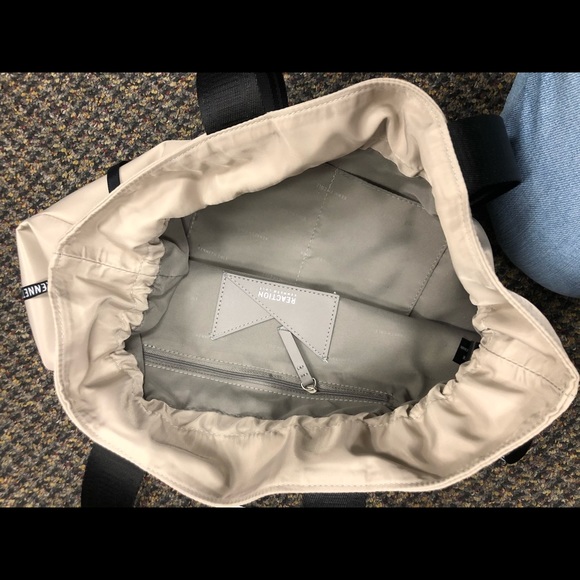 Handbag - Picture 2 of 2